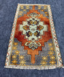 Turkish Yastik Rug 1'7" x 2'8" #24100