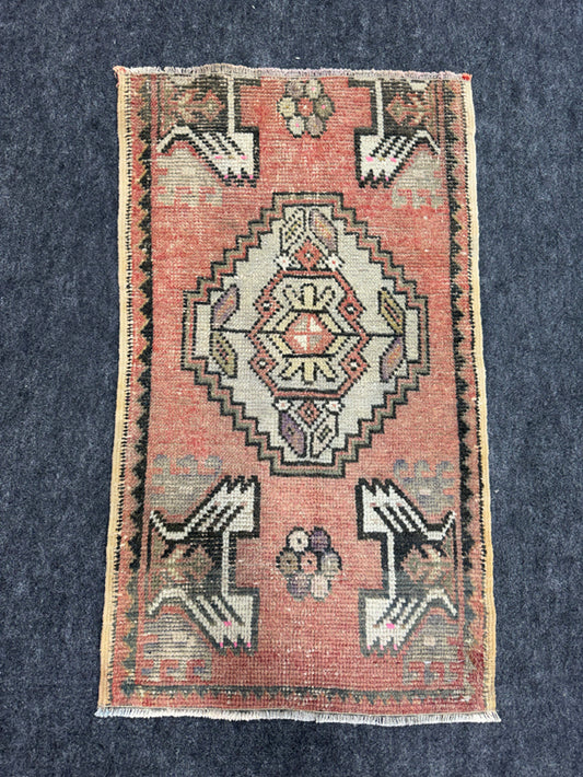 Turkish Yastik Rug 1'8" x 2'11" #24098