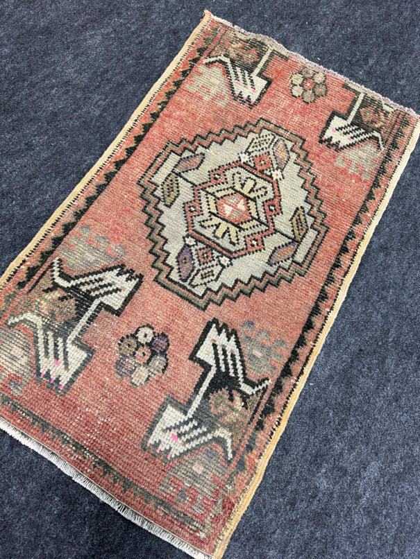Turkish Yastik Rug 1'8" x 2'11" #24098