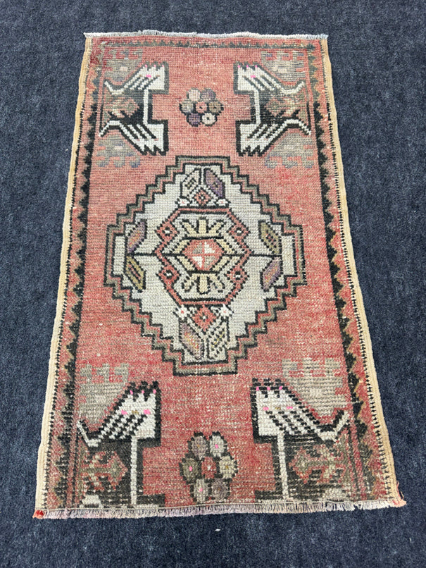 Turkish Yastik Rug 1'8" x 2'11" #24098