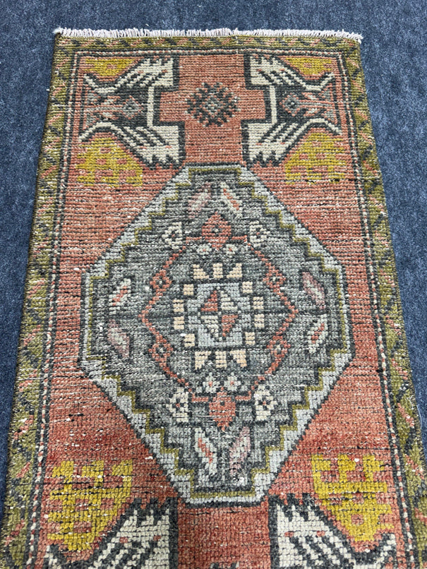 Turkish Yastik Rug 1'8" x 3'3" #24091