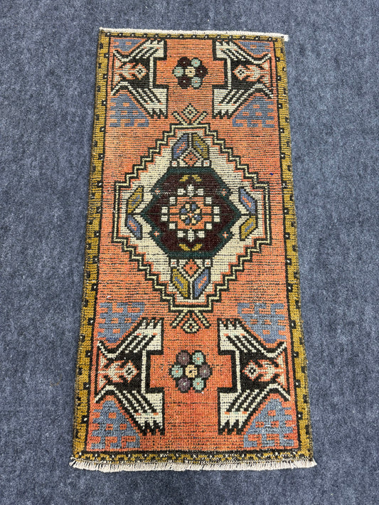 Turkish Yastik Rug 1'6" x 3'3" #24092