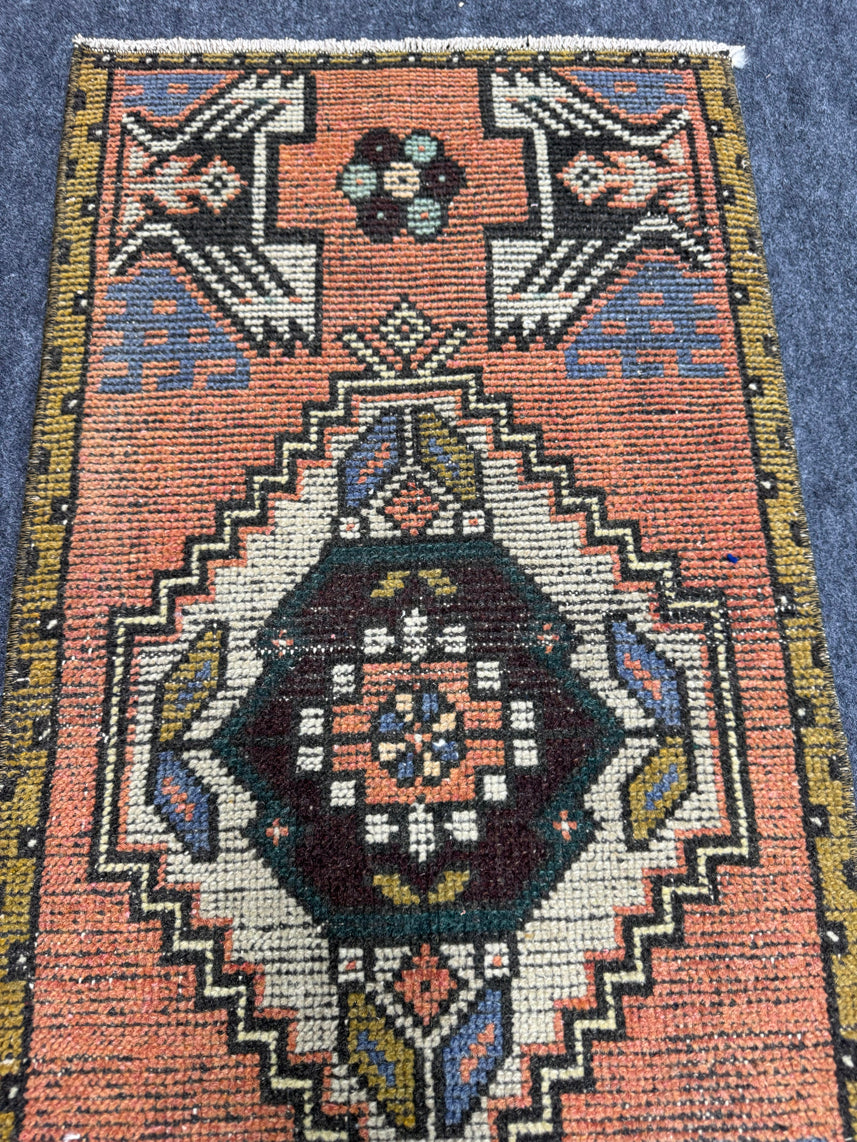 Turkish Yastik Rug 1'6" x 3'3" #24092