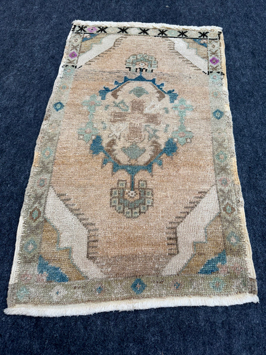 Turkish Yastik Rug 1'10" x 3'2" #24084