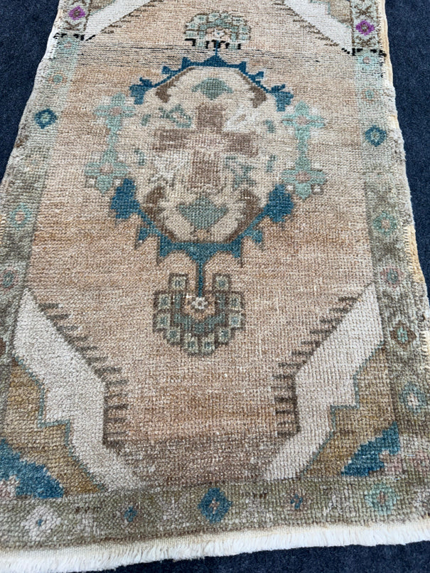 Turkish Yastik Rug 1'10" x 3'2" #24084