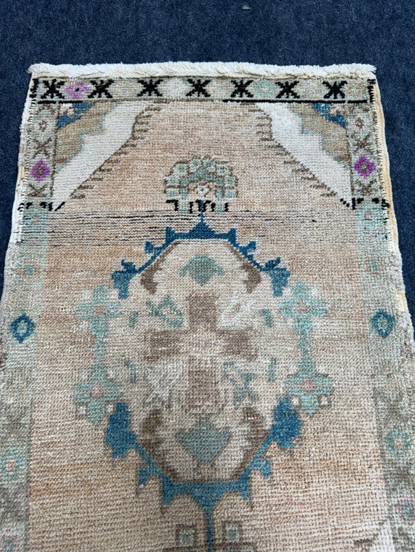 Turkish Yastik Rug 1'10" x 3'2" #24084