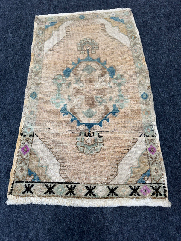 Turkish Yastik Rug 1'10" x 3'2" #24084