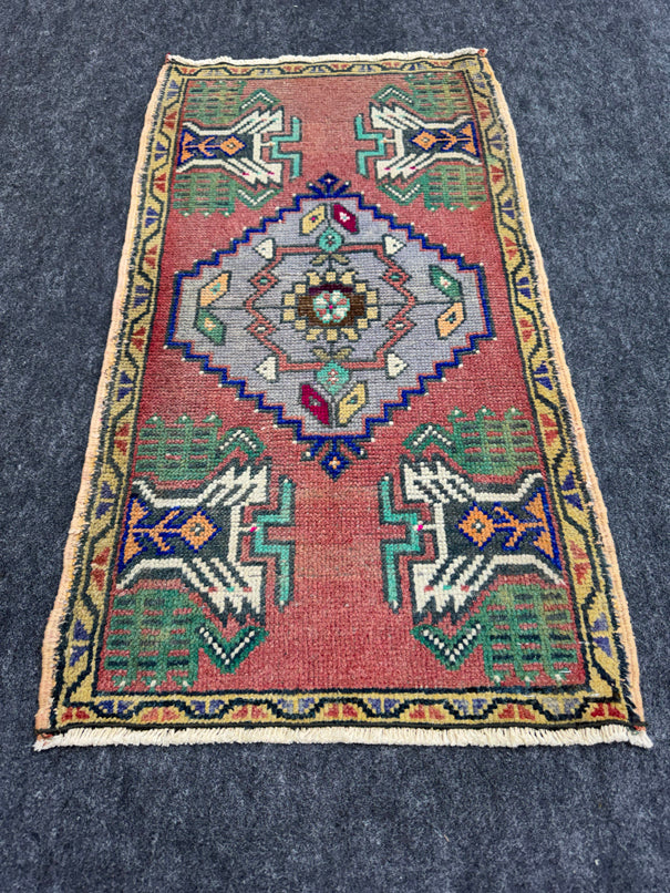 Turkish Yastik Rug 1'9" x 3'2" #24088