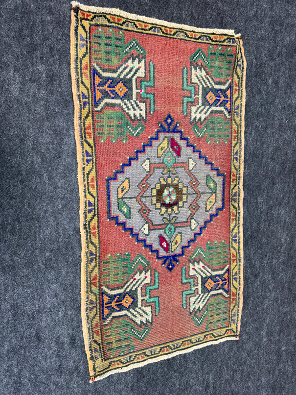 Turkish Yastik Rug 1'9" x 3'2" #24088