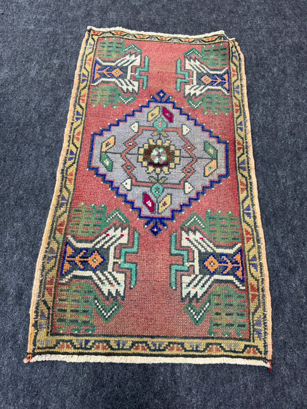 Turkish Yastik Rug 1'9" x 3'2" #24088
