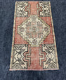 Turkish Yastik Rug 1'6" x 2'9" #24077