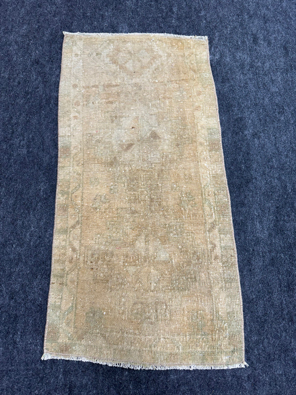 Turkish Yastik Rug 1'6" x 2'10" #24078