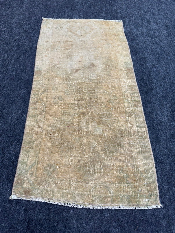 Turkish Yastik Rug 1'6" x 2'10" #24078