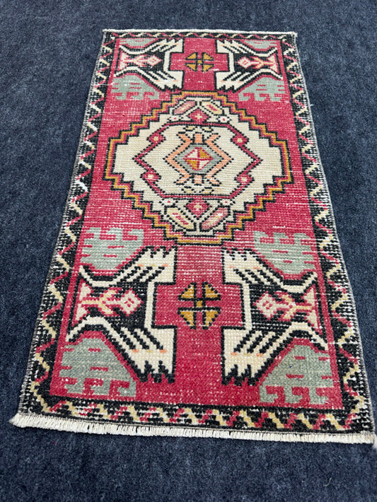 Turkish Yastik Rug 1'6" x 2'11" #24079