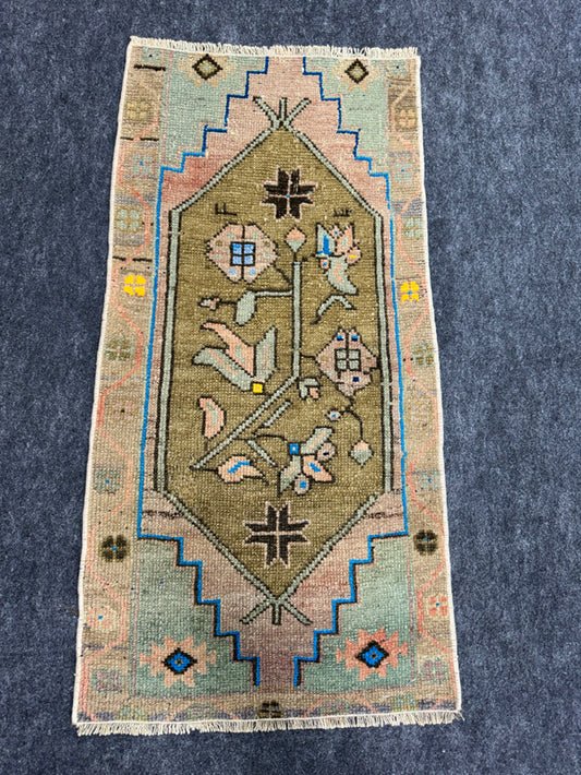 Turkish Yastik Rug 1'6" x 3'1" #24070