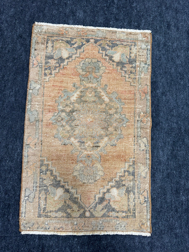 Turkish Yastik Rug 1'8" x 2'7" #24072