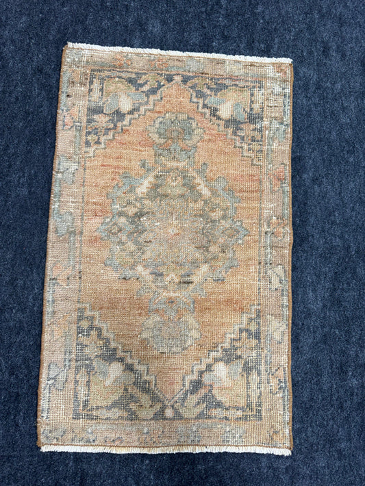 Turkish Yastik Rug 1'8" x 2'7" #24072