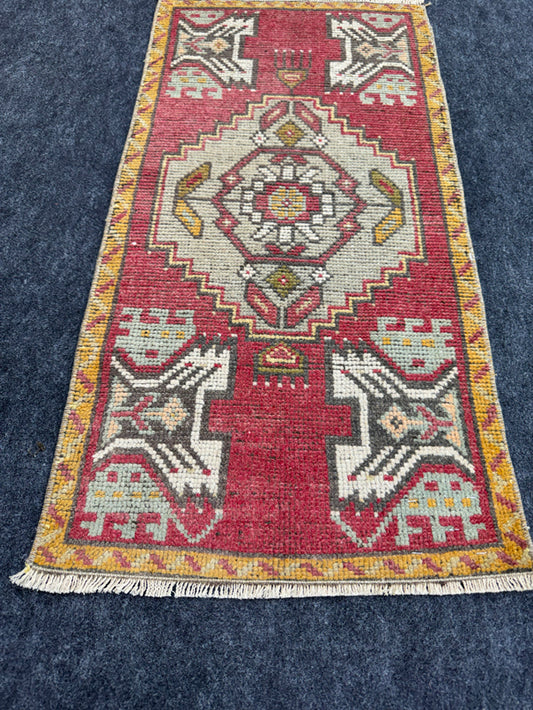 Turkish Yastik Rug 1'6" x 3' #24073