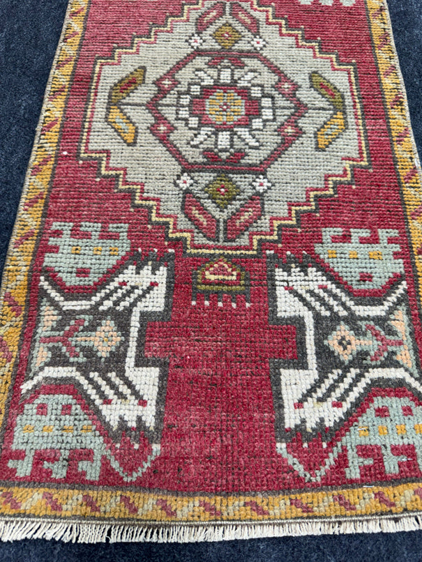 Turkish Yastik Rug 1'6" x 3' #24073