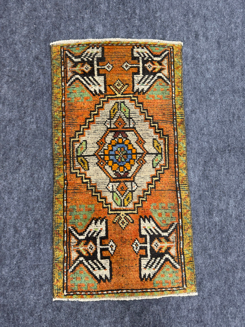 Turkish Yastik Rug 1'8" x 3'1" #24068