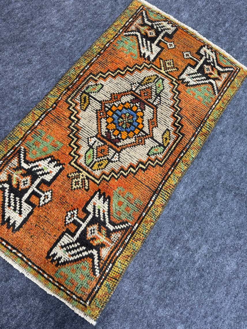 Turkish Yastik Rug 1'8" x 3'1" #24068