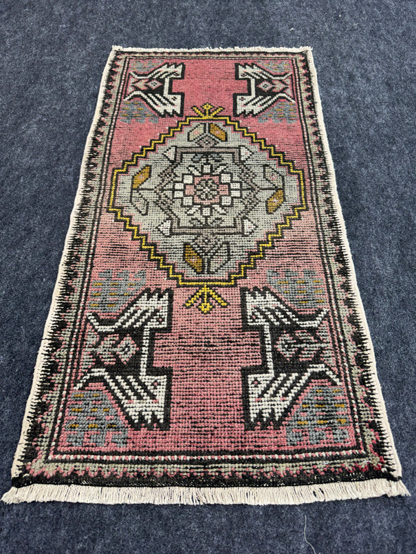 Turkish Yastik Rug 1'9" x 3'3" #24064