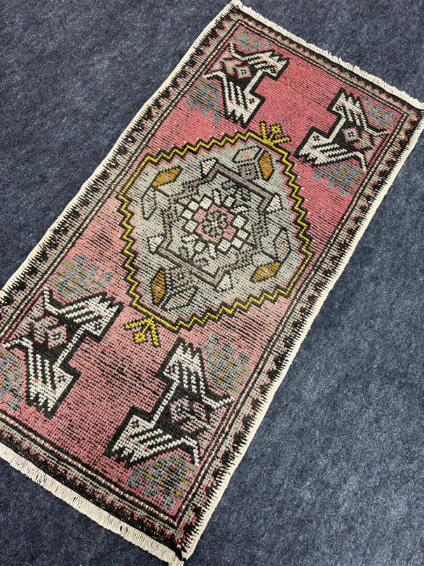 Turkish Yastik Rug 1'9" x 3'3" #24064