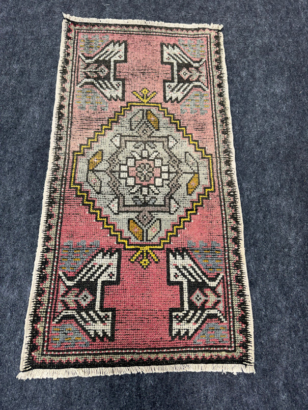 Turkish Yastik Rug 1'9" x 3'3" #24064