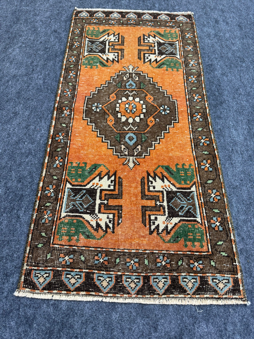 Turkish Yastik Rug 1'7" x 3'4" #24062