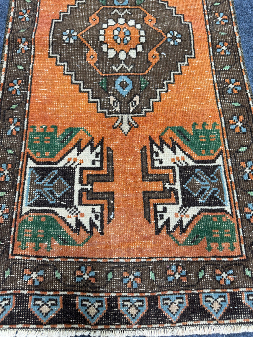 Turkish Yastik Rug 1'7" x 3'4" #24062