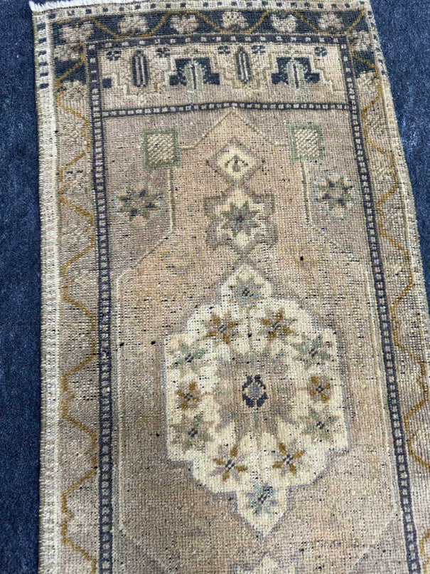Turkish Yastik Rug 1'6" x 3'6" #24063