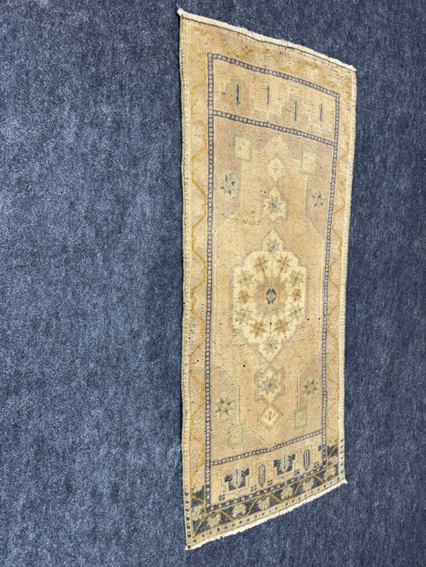 Turkish Yastik Rug 1'6" x 3'6" #24063