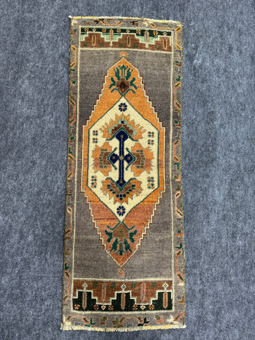Turkish Yastik Rug 1'4" x 3'6" #24060