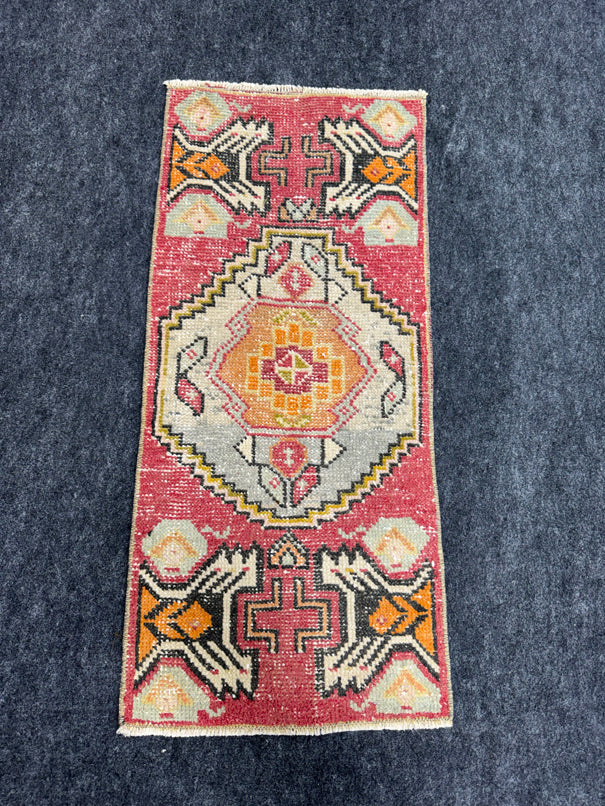 Turkish Yastik Rug 1'4" x 2'10" #24061