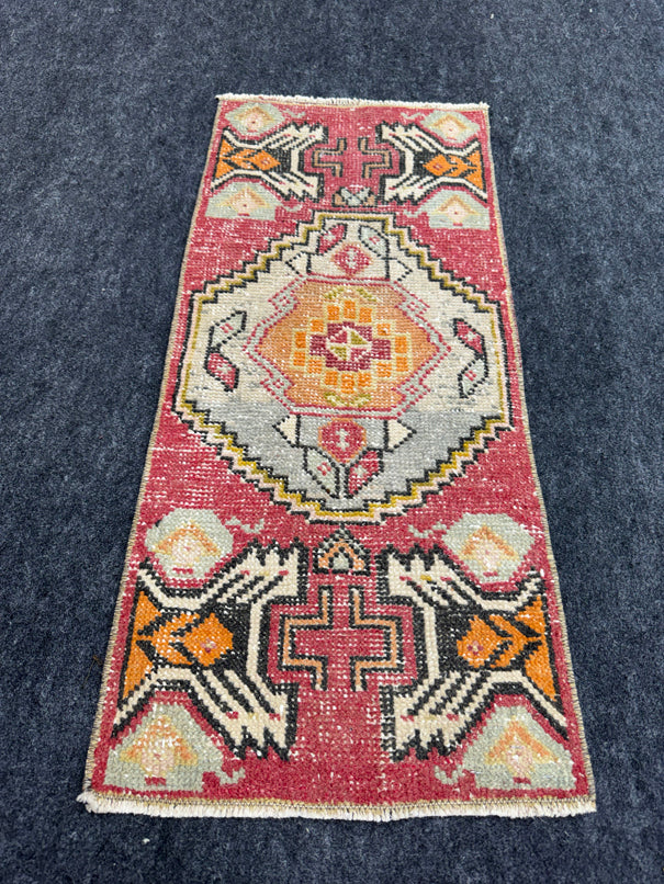 Turkish Yastik Rug 1'4" x 2'10" #24061