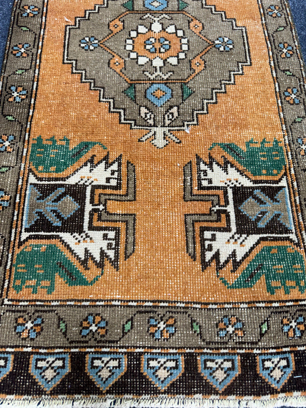 Turkish Yastik Rug 1'9" x 3'7" #24058