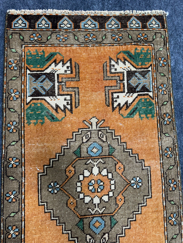 Turkish Yastik Rug 1'9" x 3'7" #24058