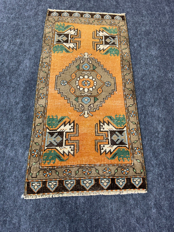 Turkish Yastik Rug 1'9" x 3'7" #24058