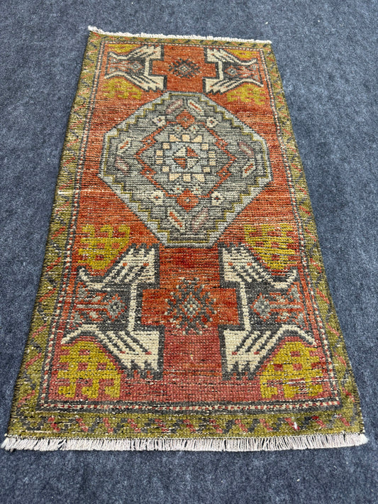 Turkish Yastik Rug 1'8" x 3'3" #24057