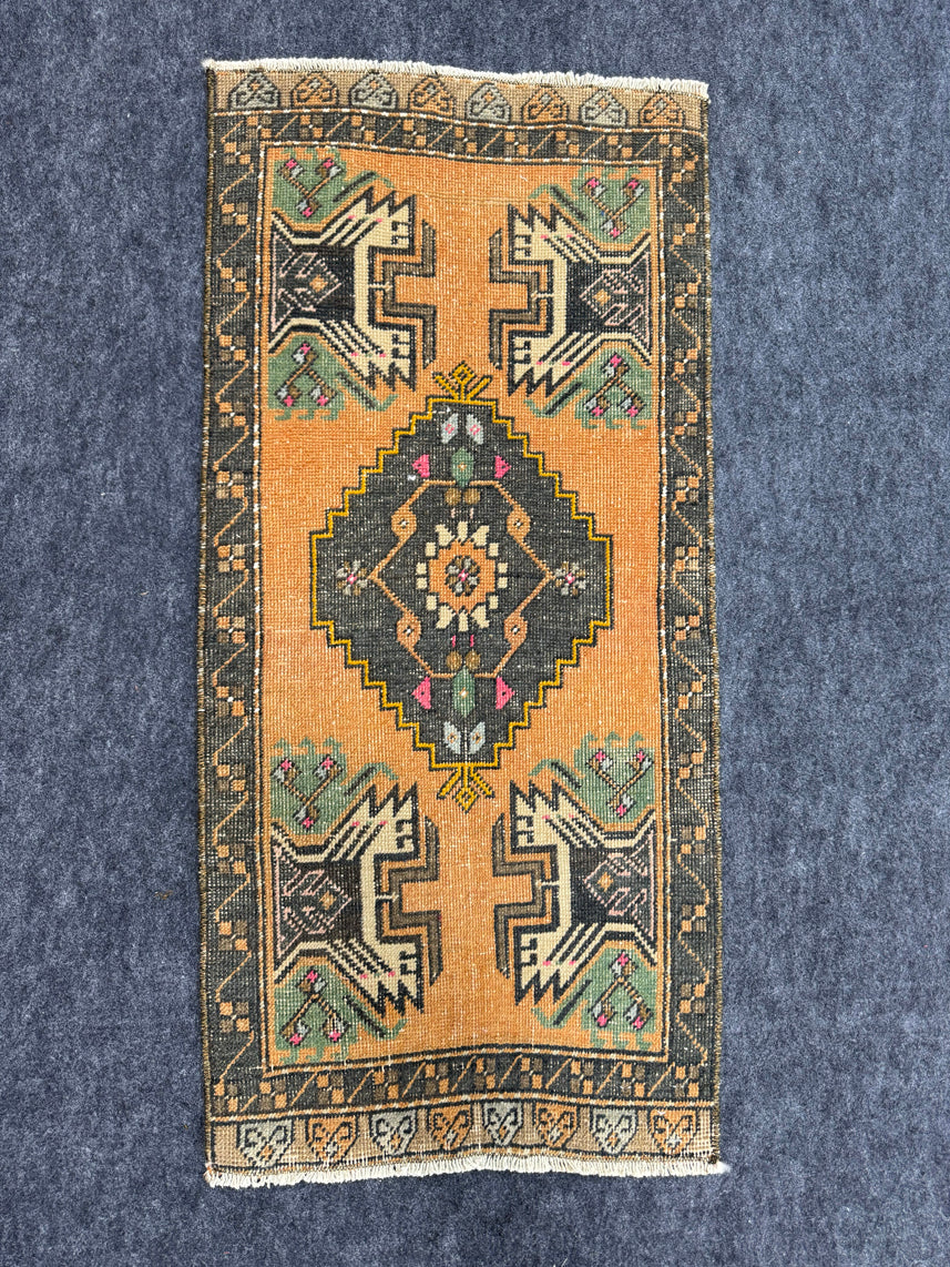 Turkish Yastik Rug 1'8" x 3'7" #24054