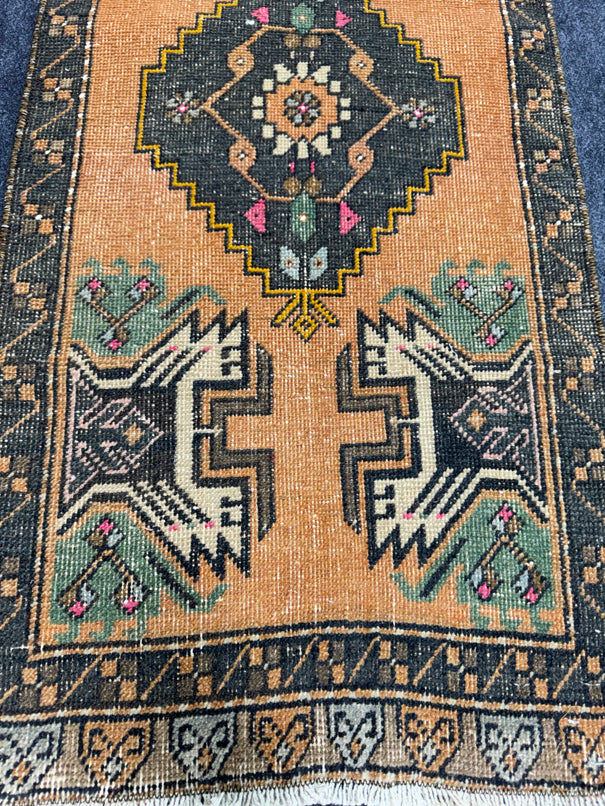 Turkish Yastik Rug 1'8" x 3'7" #24054