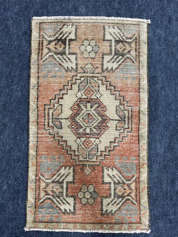Turkish Yastik Rug 1'8" x 2'11" #24050