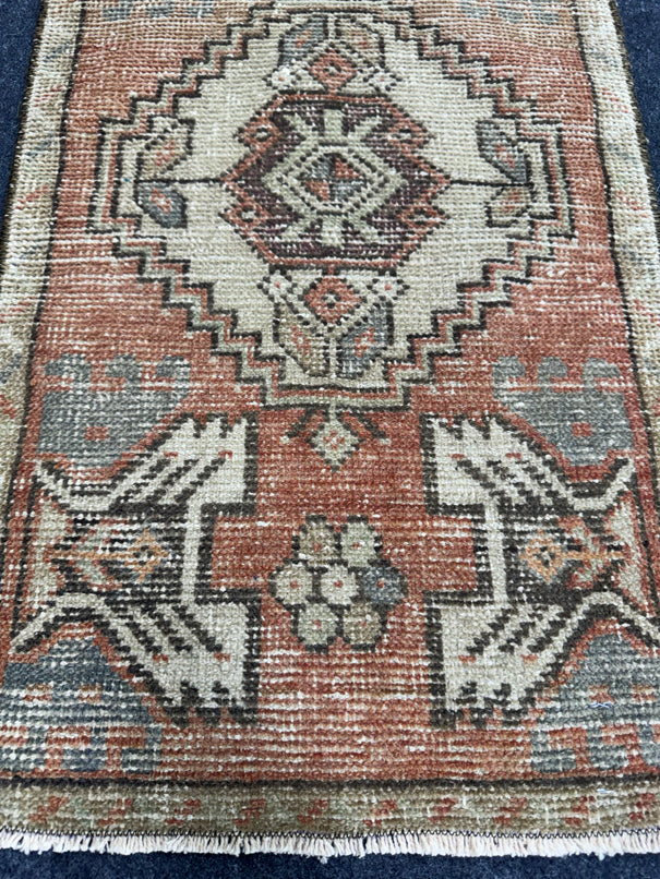 Turkish Yastik Rug 1'8" x 2'11" #24050