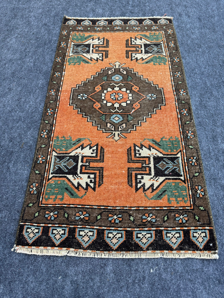 Turkish Yastik Rug 1'8" x 3'3" #24047