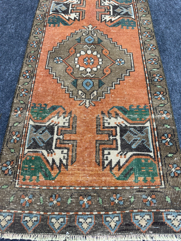 Turkish Yastik Rug 1'7" x 3'4" #24044