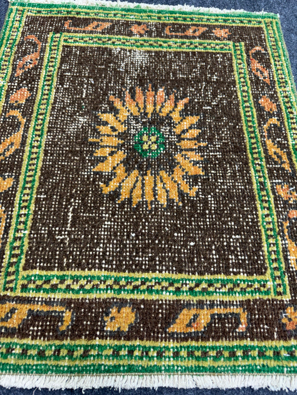 Turkish Yastik Rug 1'9" x 2' #24045