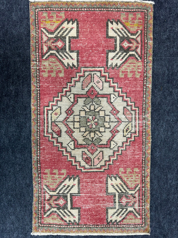 Turkish Yastik Rug 1'8" x 3'2" #24042