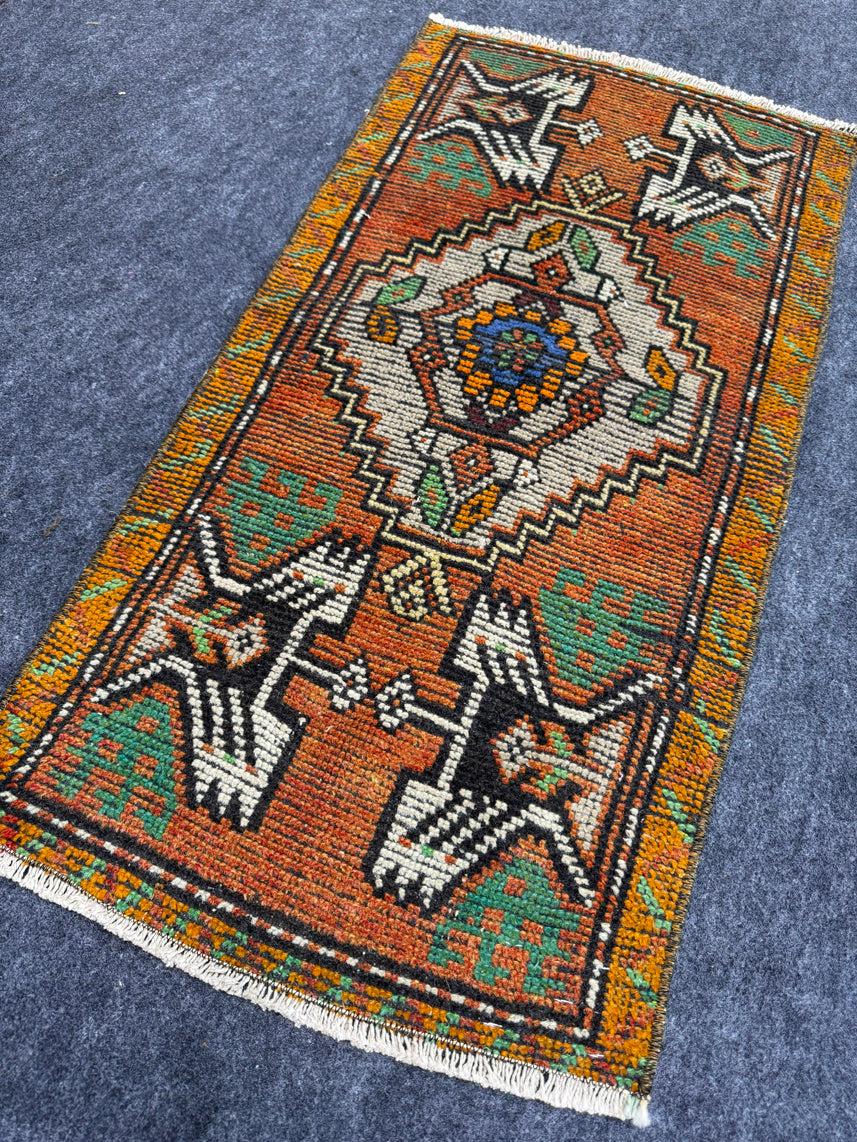 Turkish Yastik Rug 1'7" x 3'3" #24036
