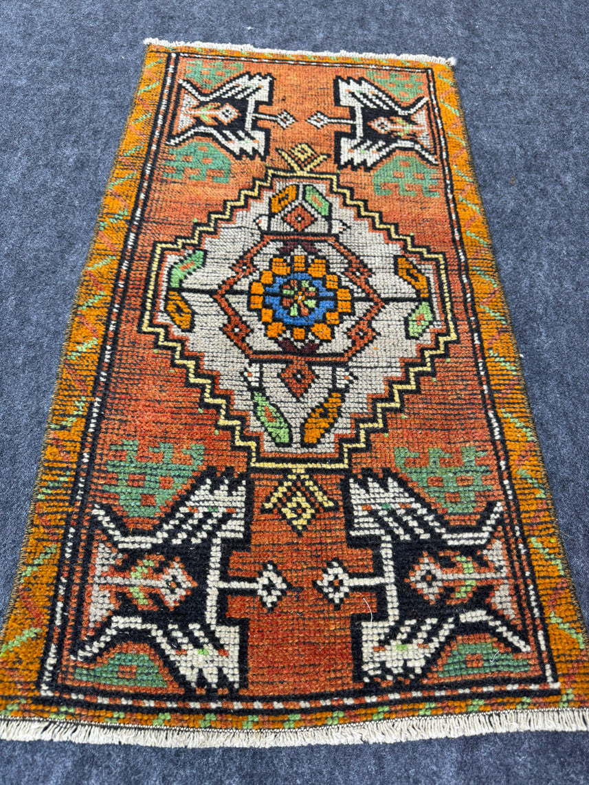 Turkish Yastik Rug 1'8" x 3'1" #24037
