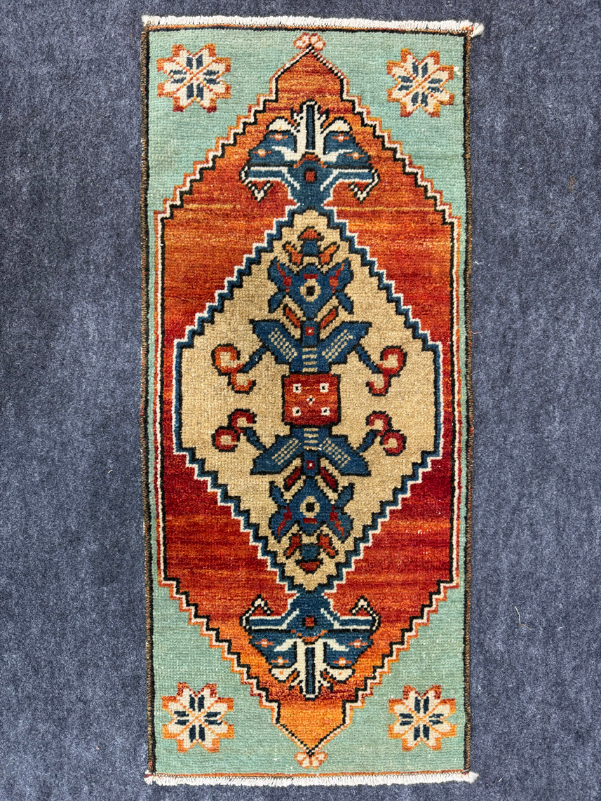 Turkish Yastik Rug 1'3" x 2'10" #24038